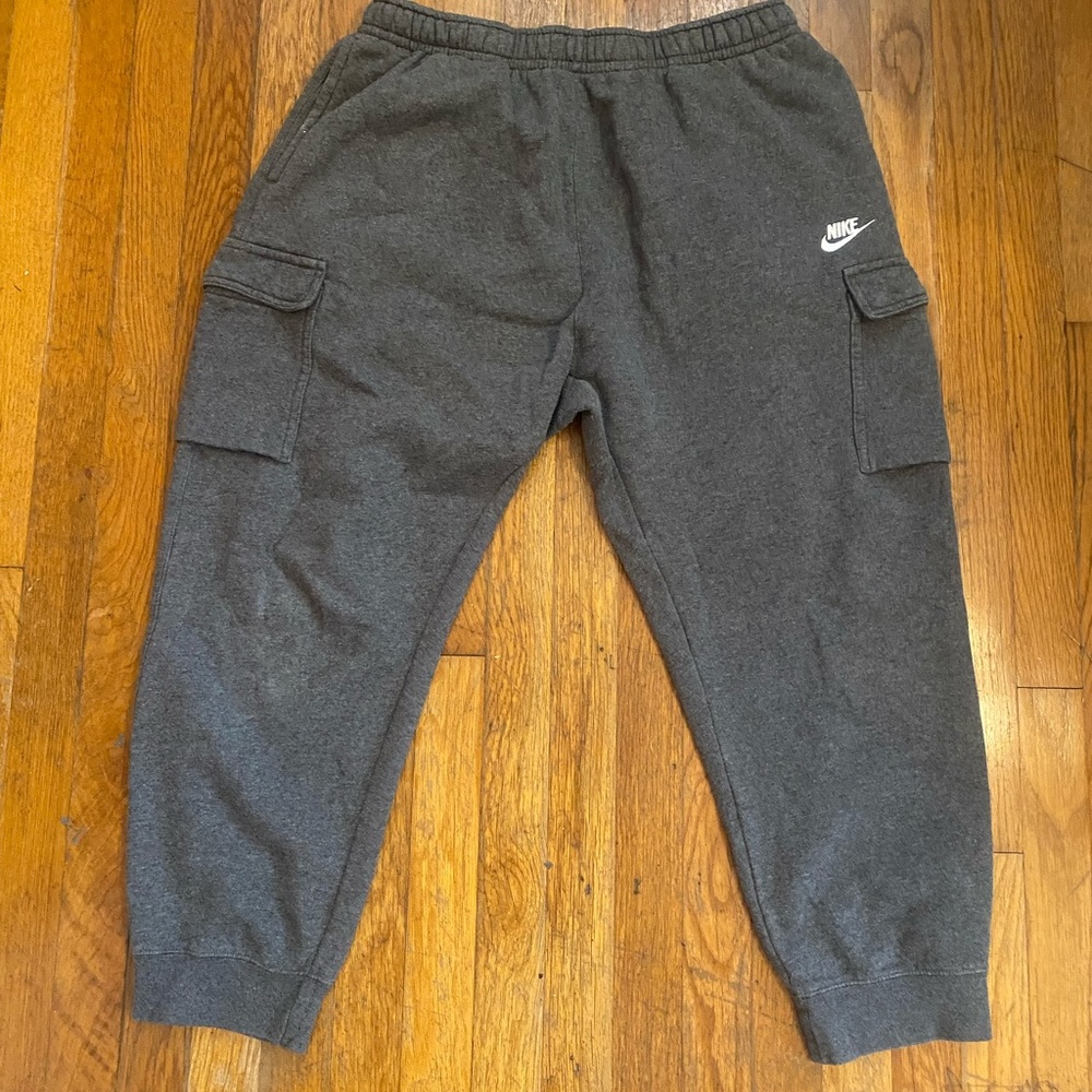 Nike Sportswear Club Fleece Sweatpants - Men's Cargo Pants - Size XL - short!!